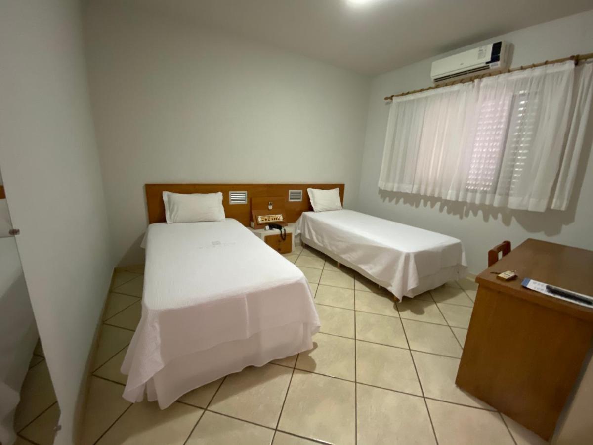אסיס Onix Hotel מראה חיצוני תמונה