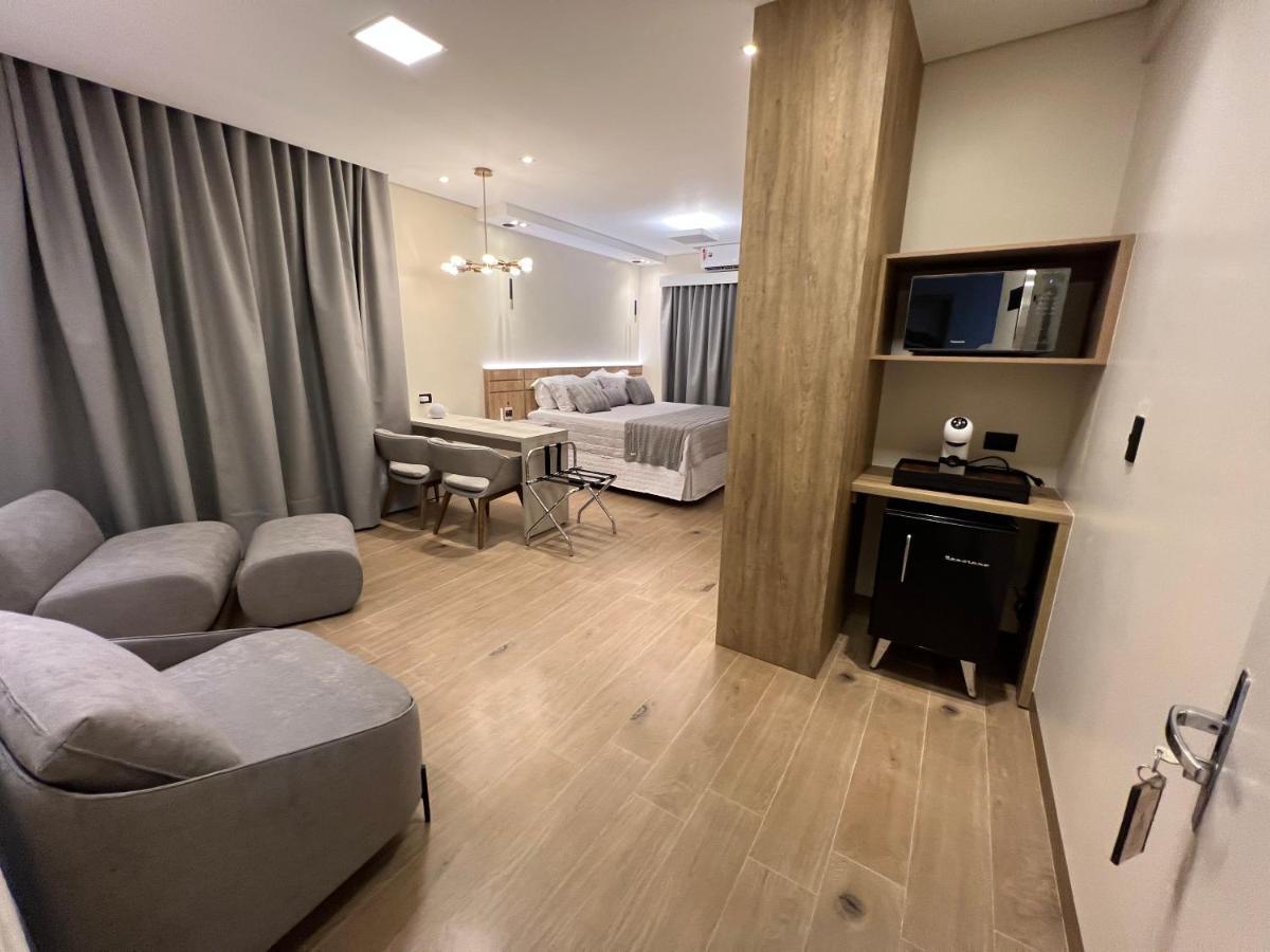 אסיס Onix Hotel מראה חיצוני תמונה