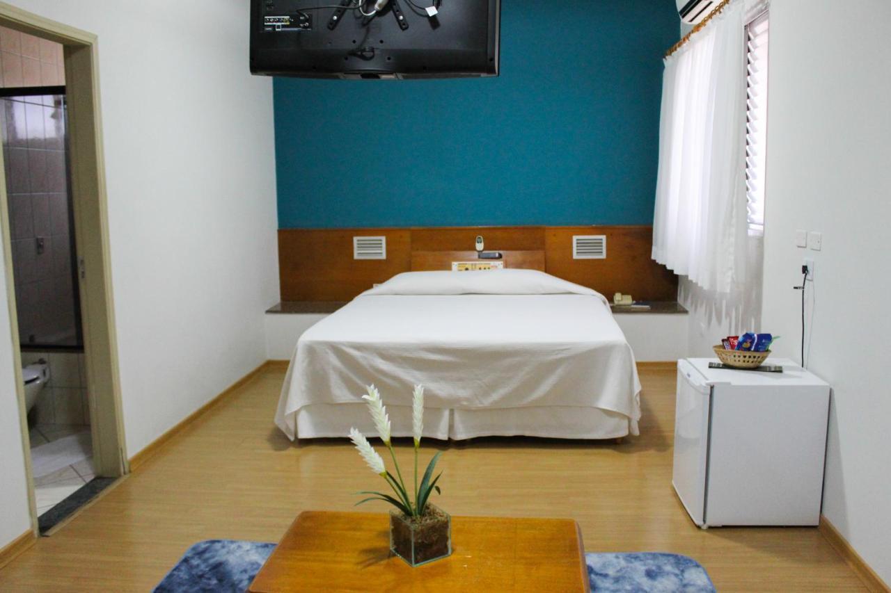 אסיס Onix Hotel מראה חיצוני תמונה