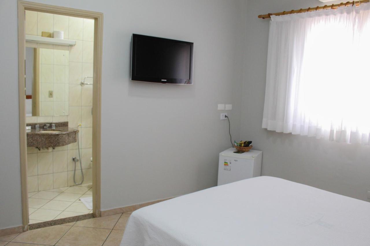 אסיס Onix Hotel מראה חיצוני תמונה